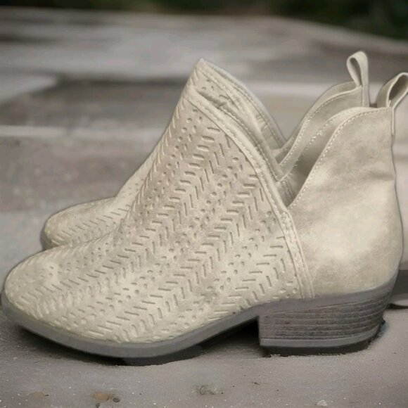 Serra Ankle Bootie Womens Size 8 Brown Textured Block Heel Almond Toe Slip On - Picture 1 of 8